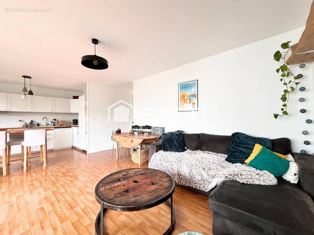 Photo 1 - Appartement à BORDEAUX