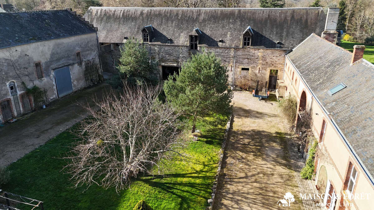 Maison à DAMPIERRE-EN-BURLY