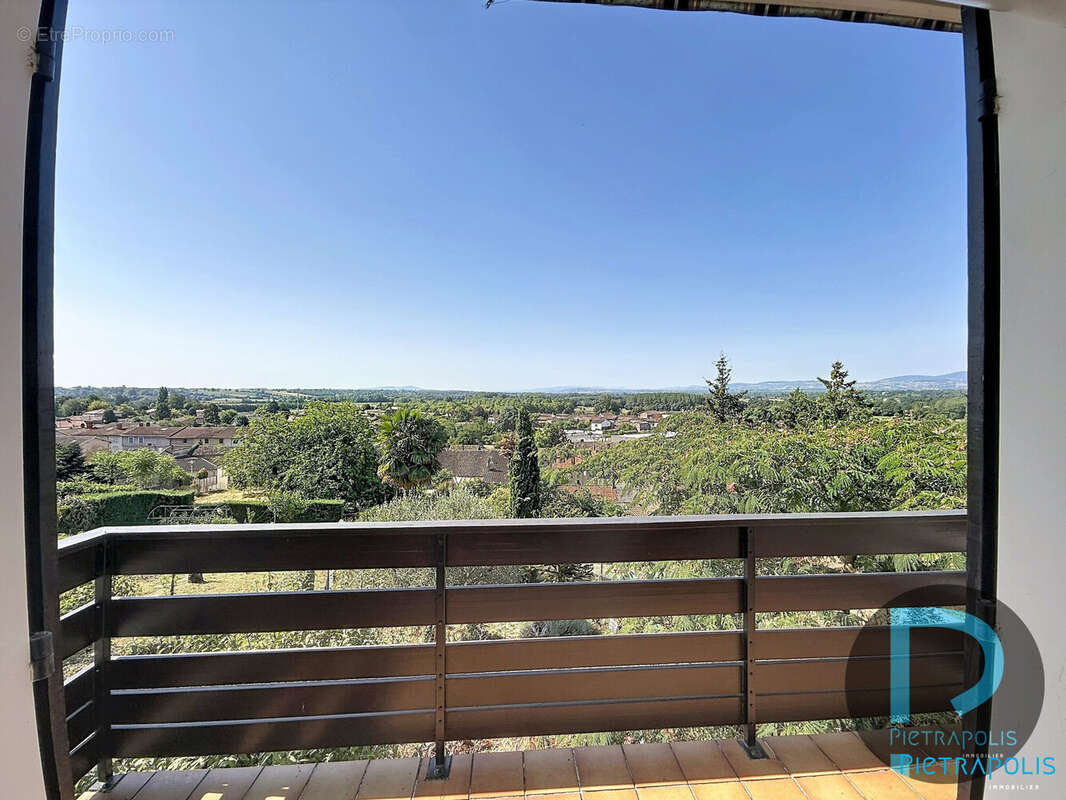 Maison 109 m² à Montmerle-Sur-Saone  - photo 2