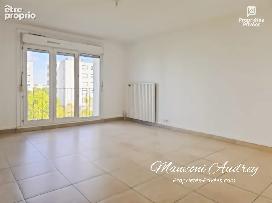 Appartement La Chapelle Saint Luc 4 pièce(s) 79 m2 - photo 3