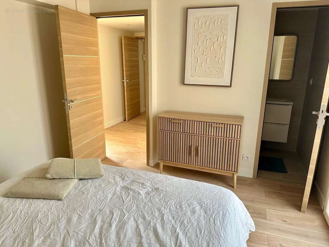 Appartement à MANDELIEU-LA-NAPOULE