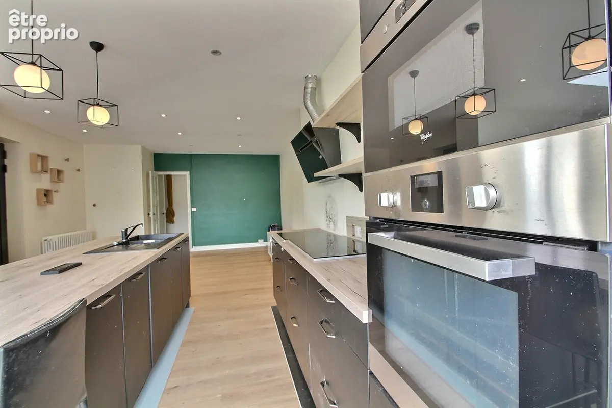 Maison de 5 pièces de 107m² avec jardin et parking - photo 2