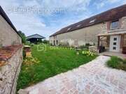 Maison à TREILLES-EN-GATINAIS