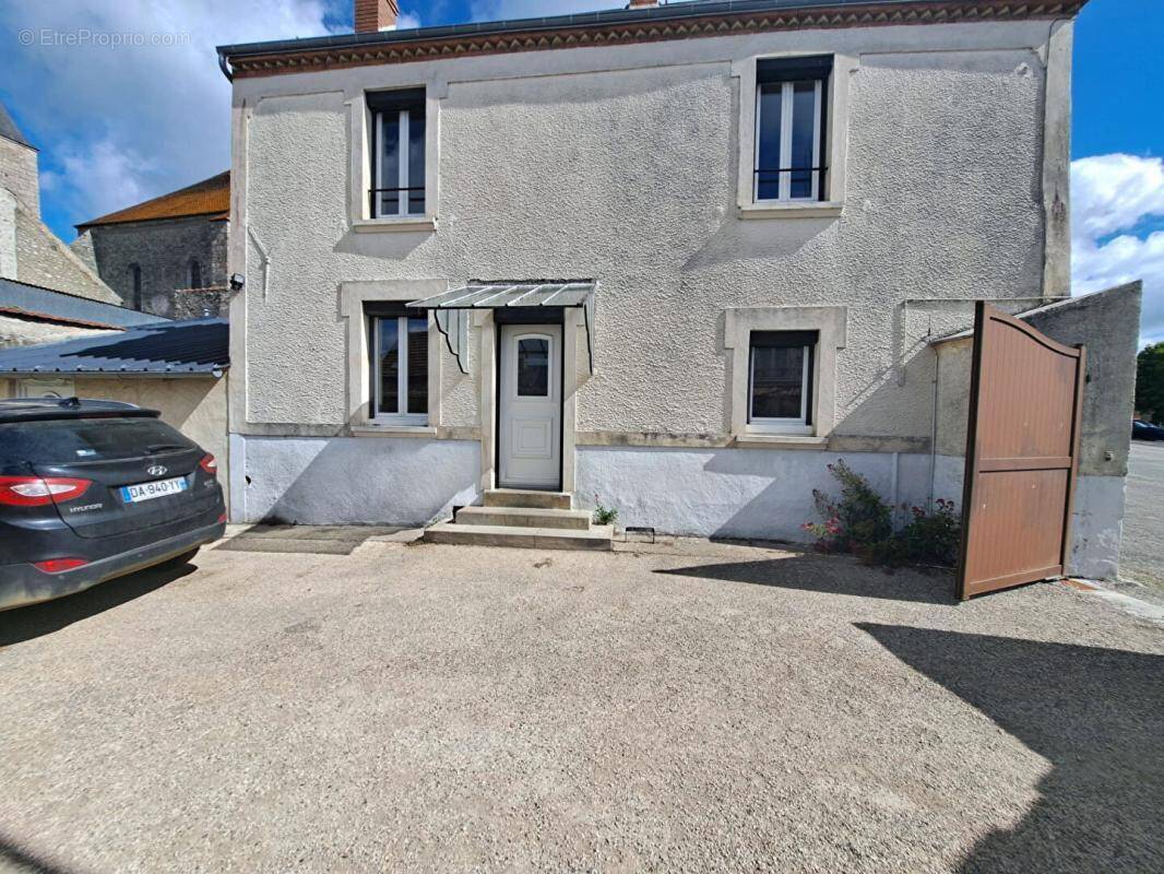 Maison à MEREVILLE