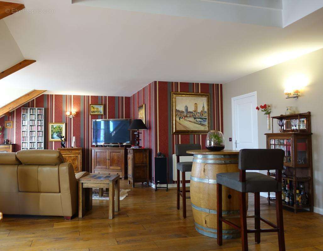 Appartement à CARRIERES-SUR-SEINE