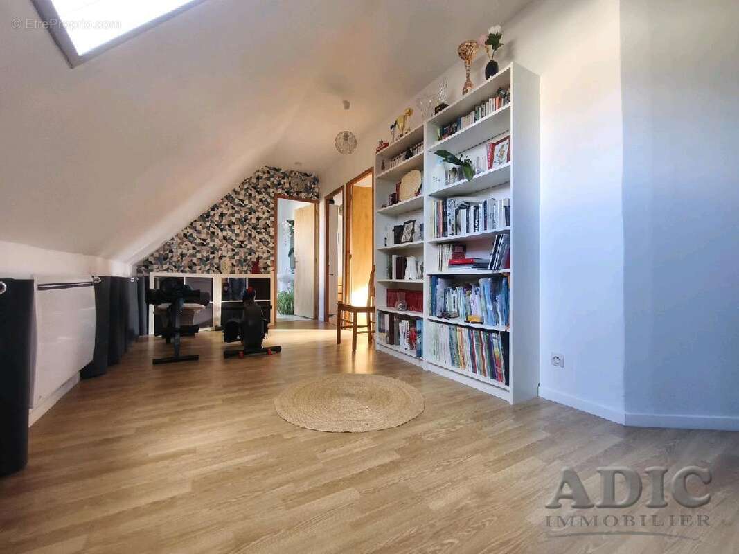Maison 118 m² à Saint-Pathus  - photo 9