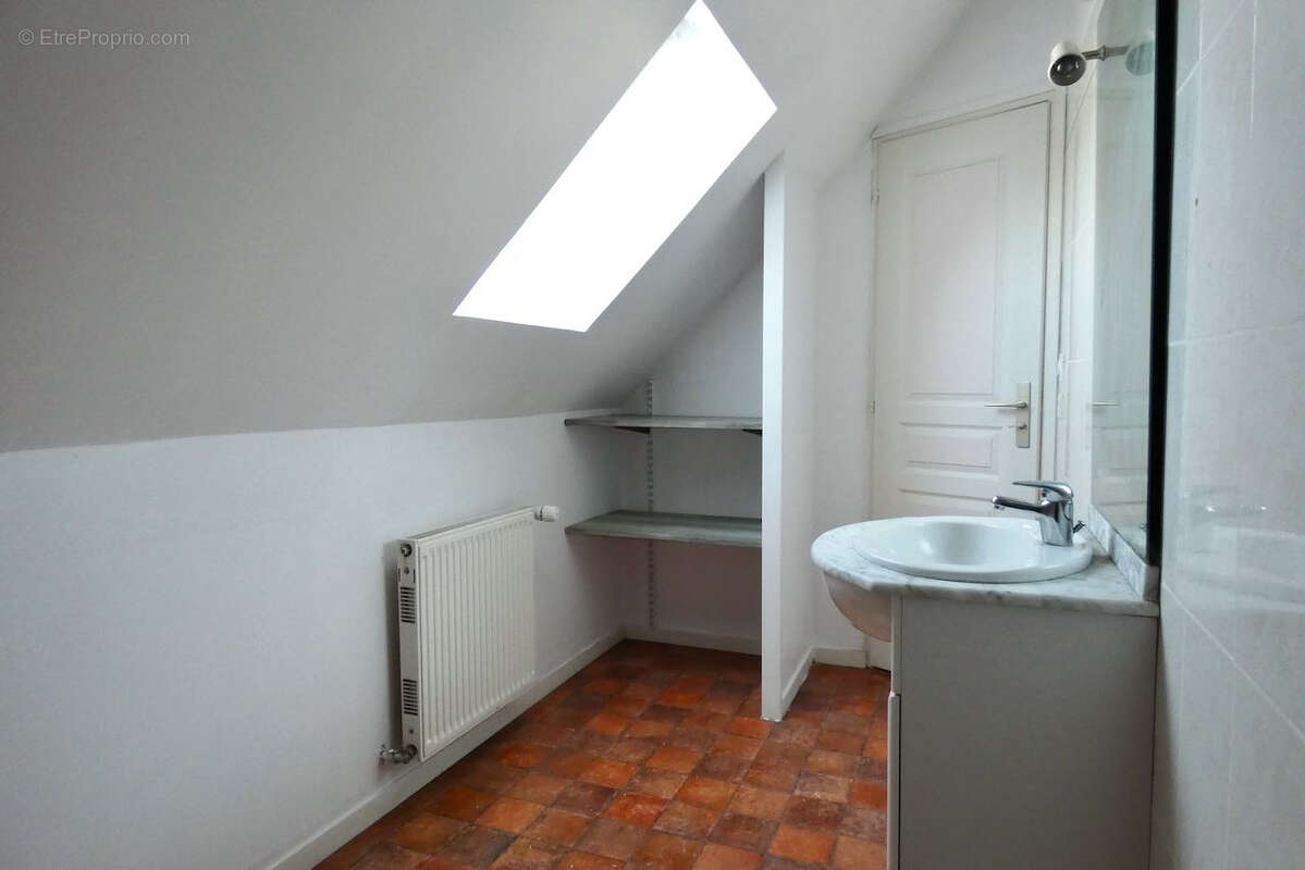 Maison à LA FERRIERE-SUR-RISLE