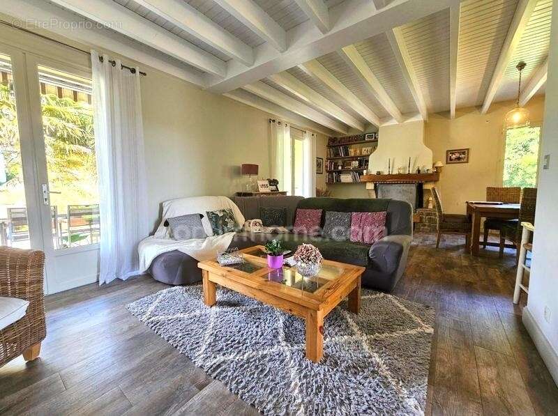 Maison à LA COURONNE