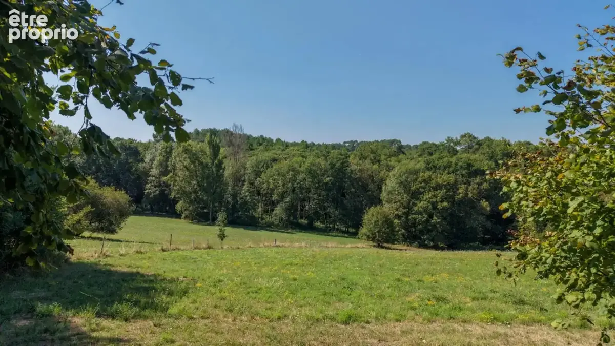 Secteur GOURDON - Propriété de caractère authentique au calme su - photo 4