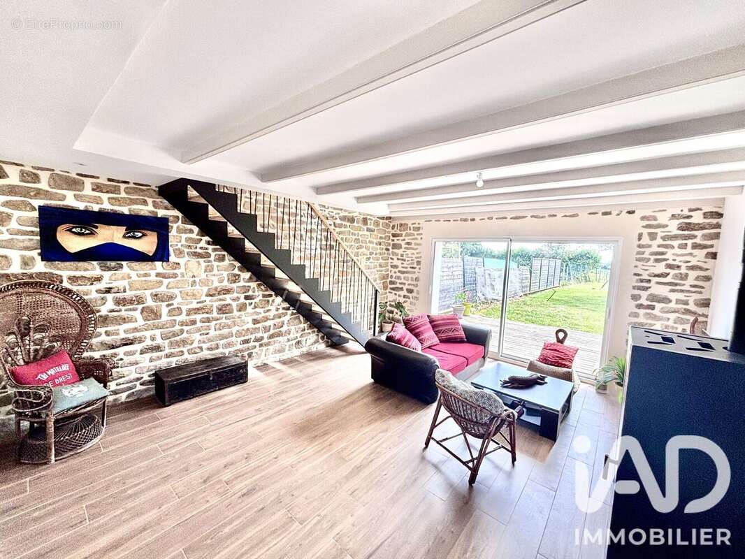 Maison 150 m² à Plouguerneau  - photo 2
