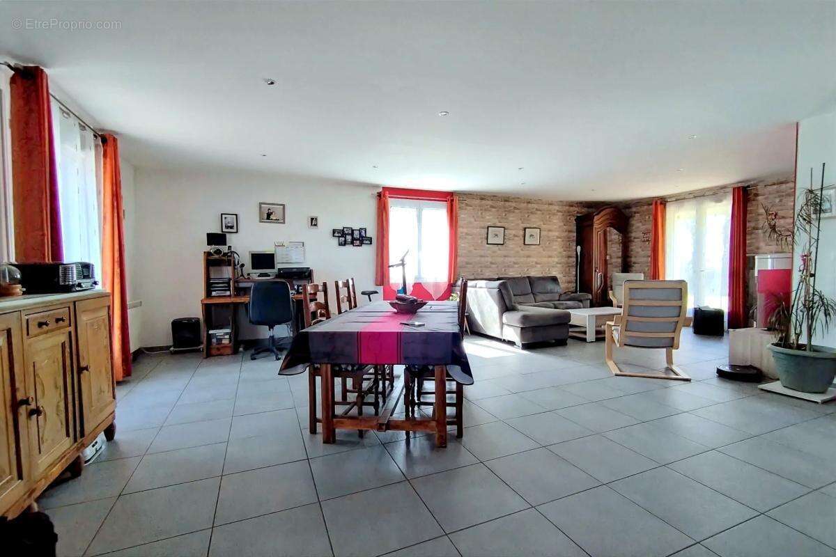 Maison à FALLERON