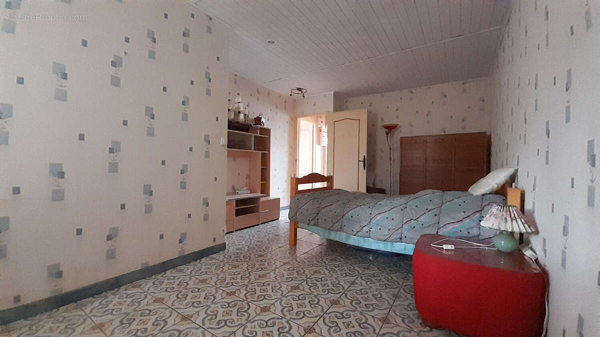 ROCHEFORT - Maison de plain-pied de 103 m²  -  garage - jardin - Proche écoles et commerces - photo 15