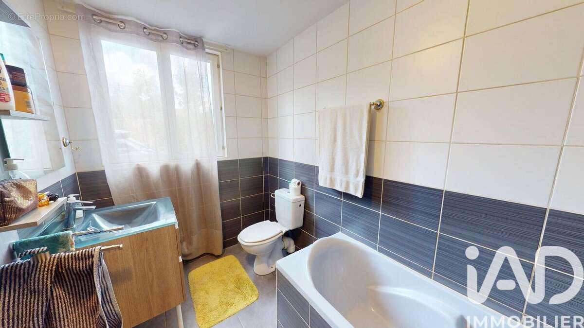 Photo 8 - Maison à DAMMARIE-LES-LYS