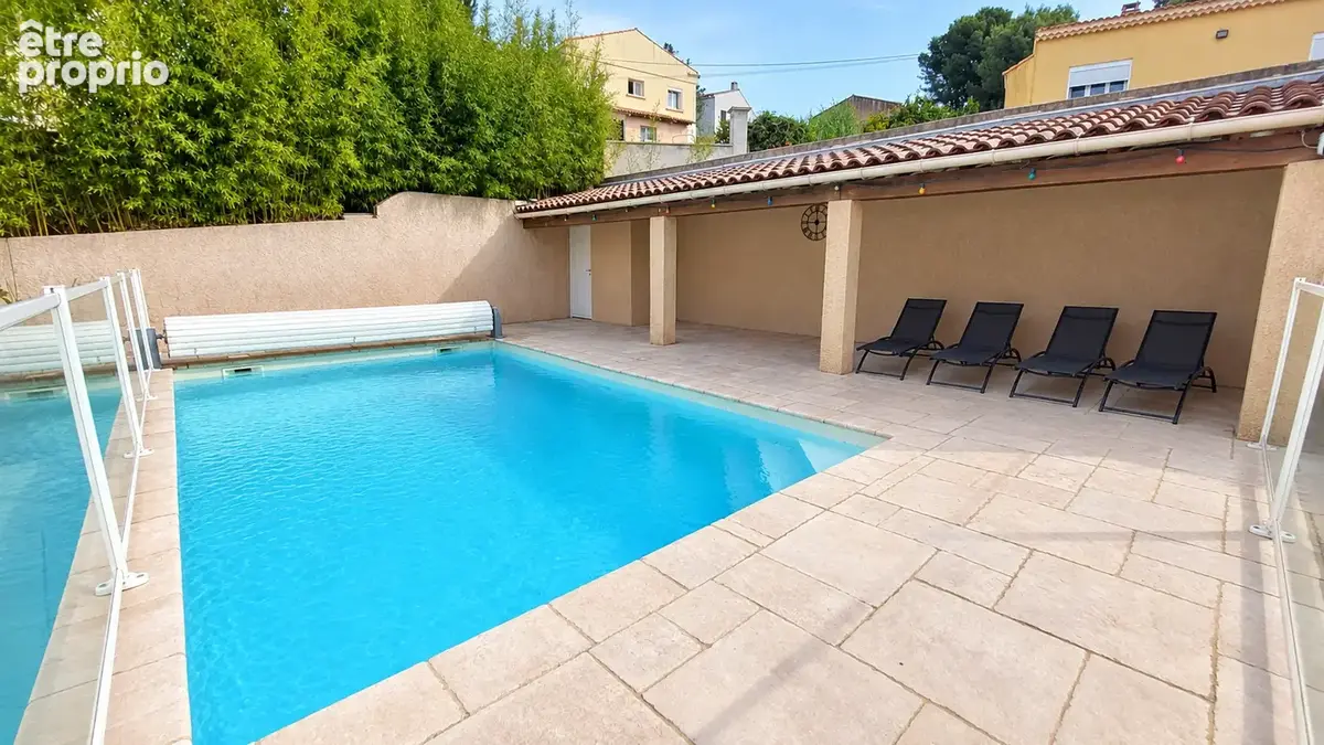 MAISON 170 m2 -  Piscine et Double Garage sur 1042 m2 de terrain - photo 6