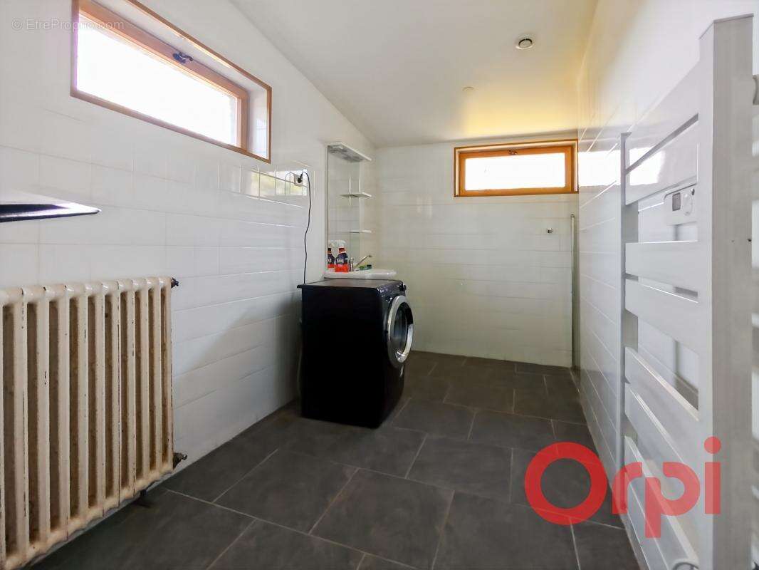 Maison à ISLE-ET-BARDAIS