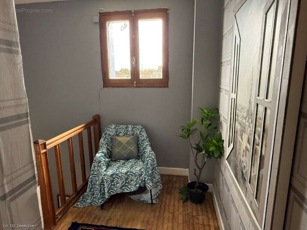 Maison à RUFFEC