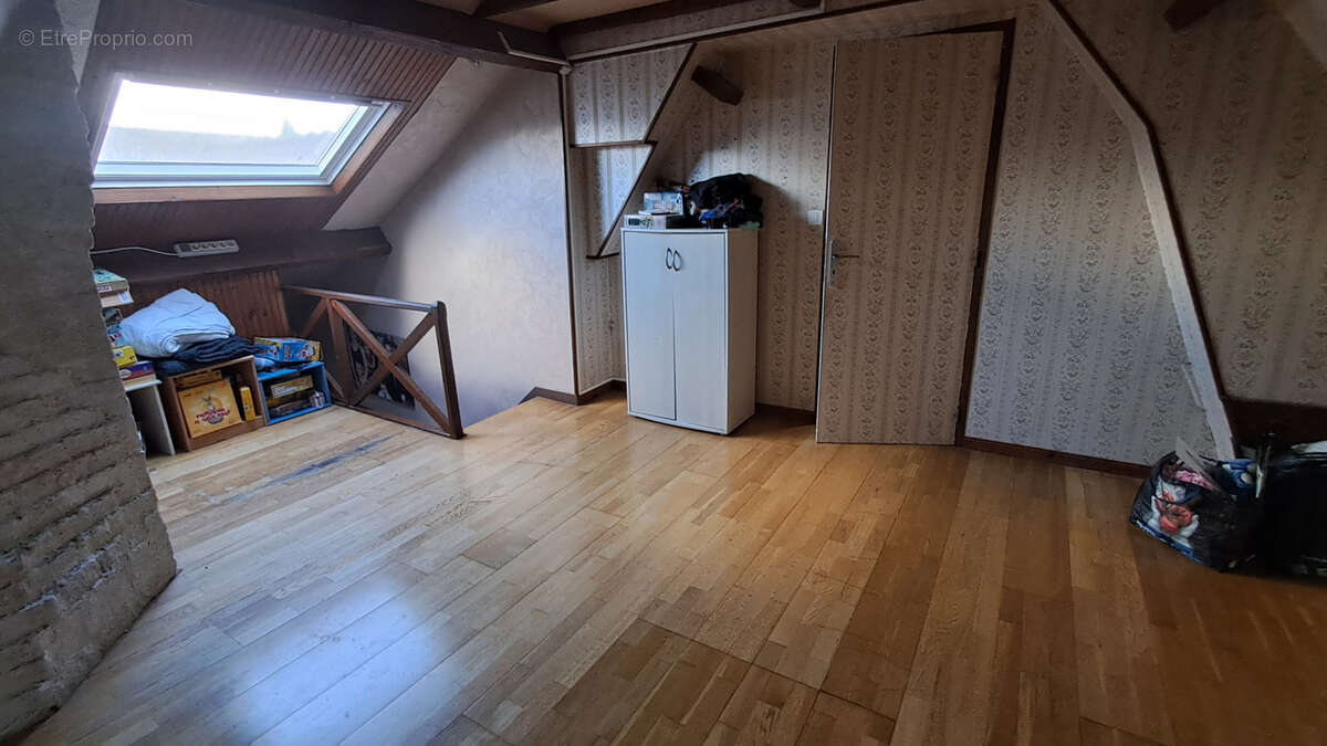 Maison à LESDINS