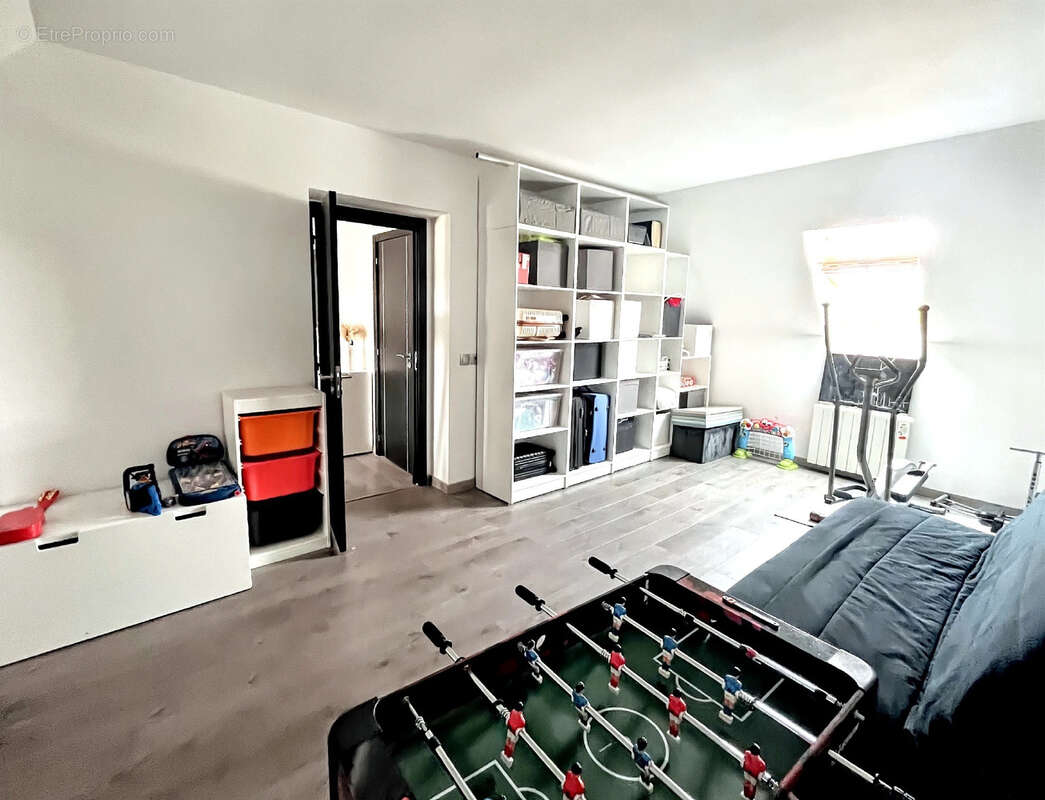 Maison à MANTES-LA-JOLIE