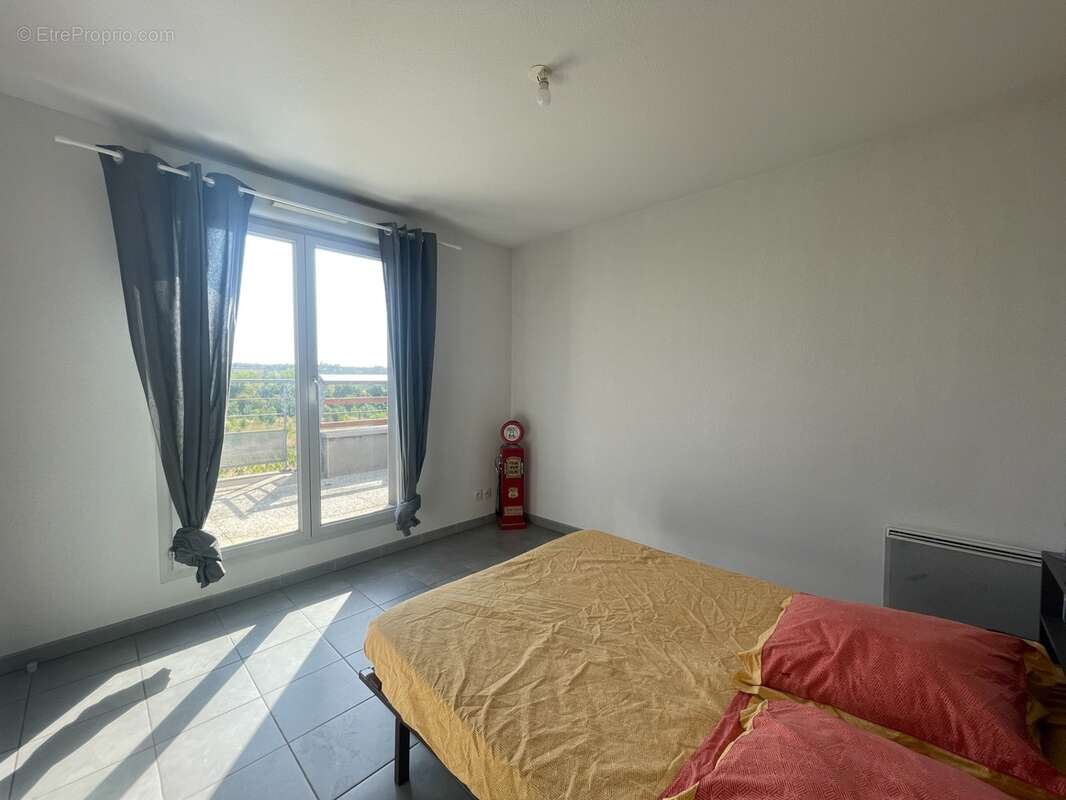 Appartement T2 avec terrasse vue dégagée - photo 8