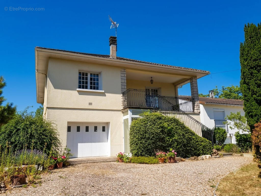 Maison à POITIERS