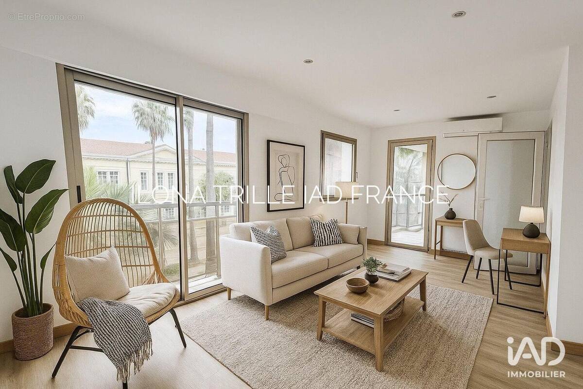 Photo 1 - Appartement à HYERES