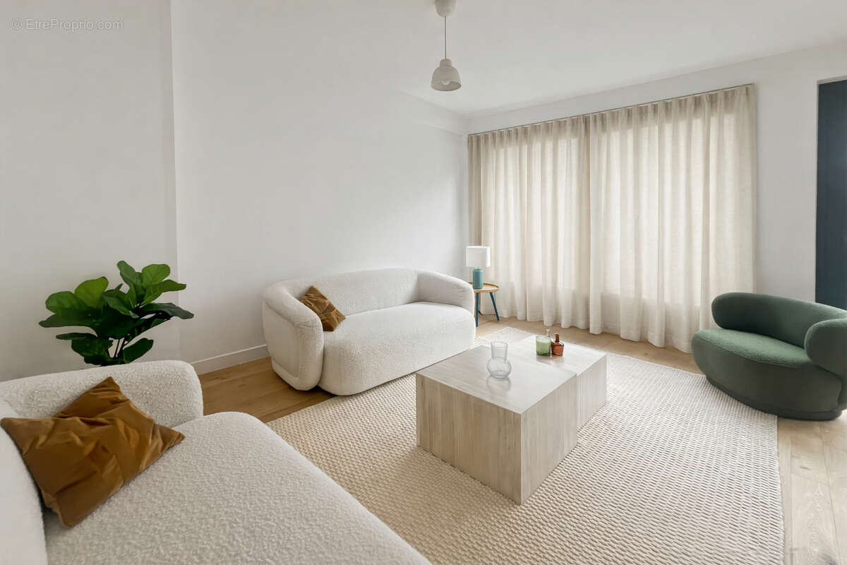 Appartement 4 pièces de 90m² - photo 3