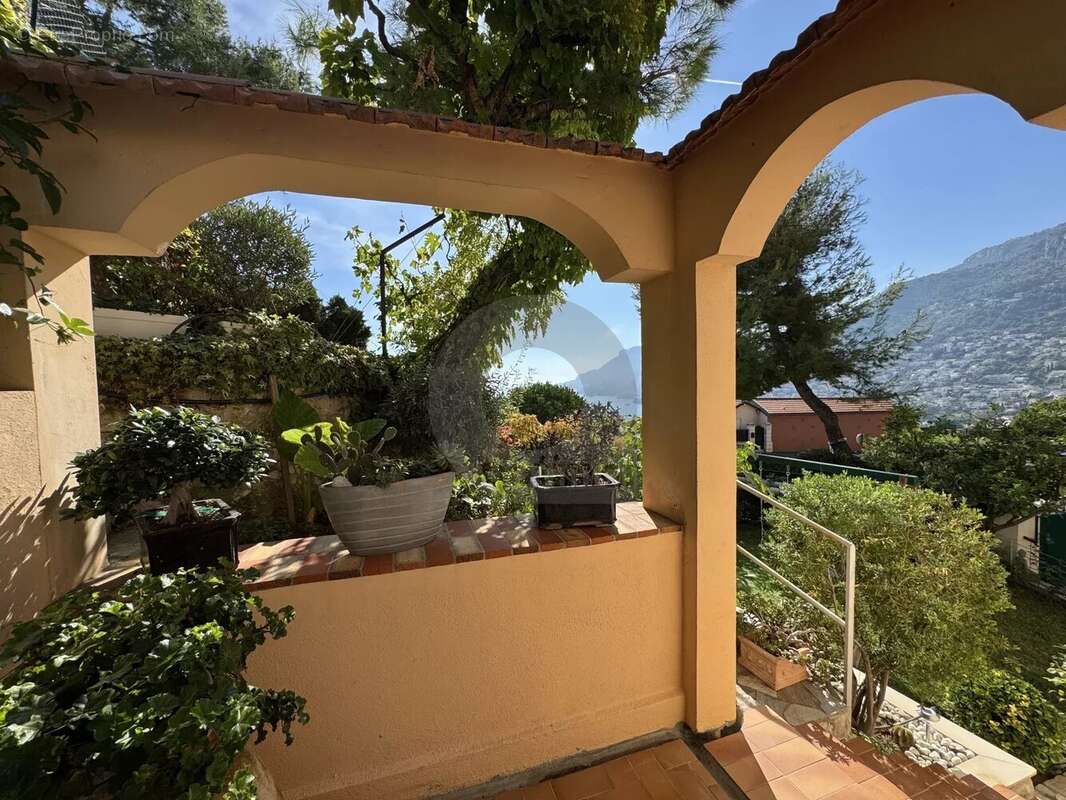 Maison à ROQUEBRUNE-CAP-MARTIN