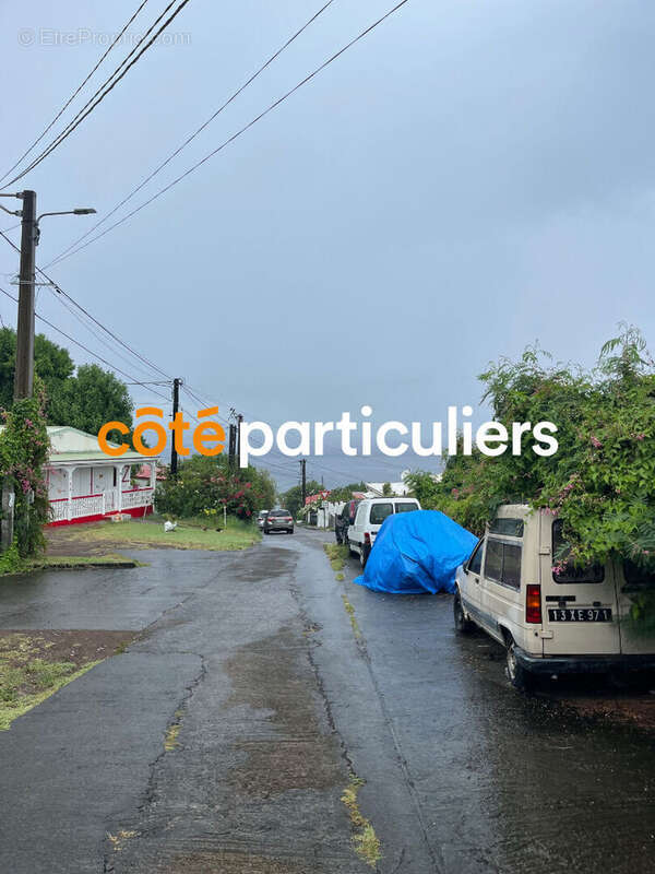 Terrain à BASSE-TERRE