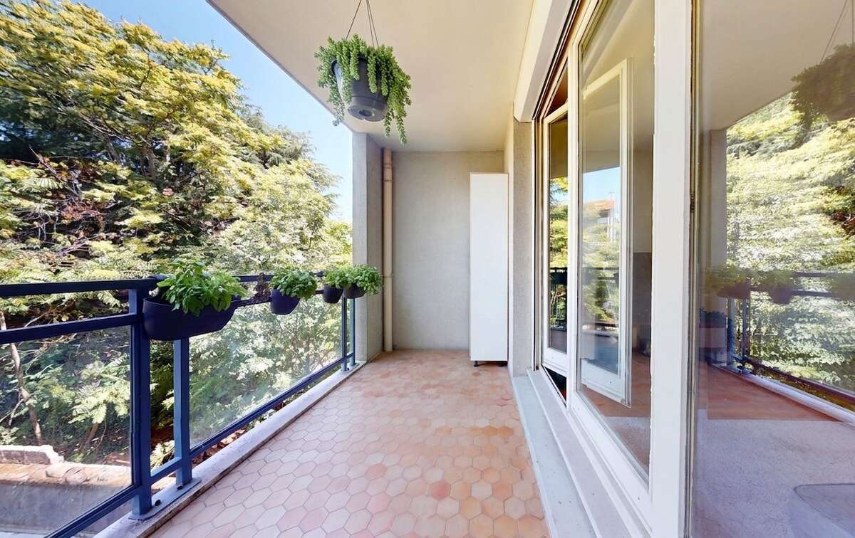 À vendre – Superbe T2 avec terrasse, garage et cave – Lyon 3e, Rue Louise - photo 11