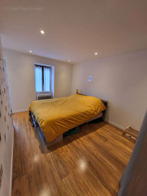 Appartement à FROGES