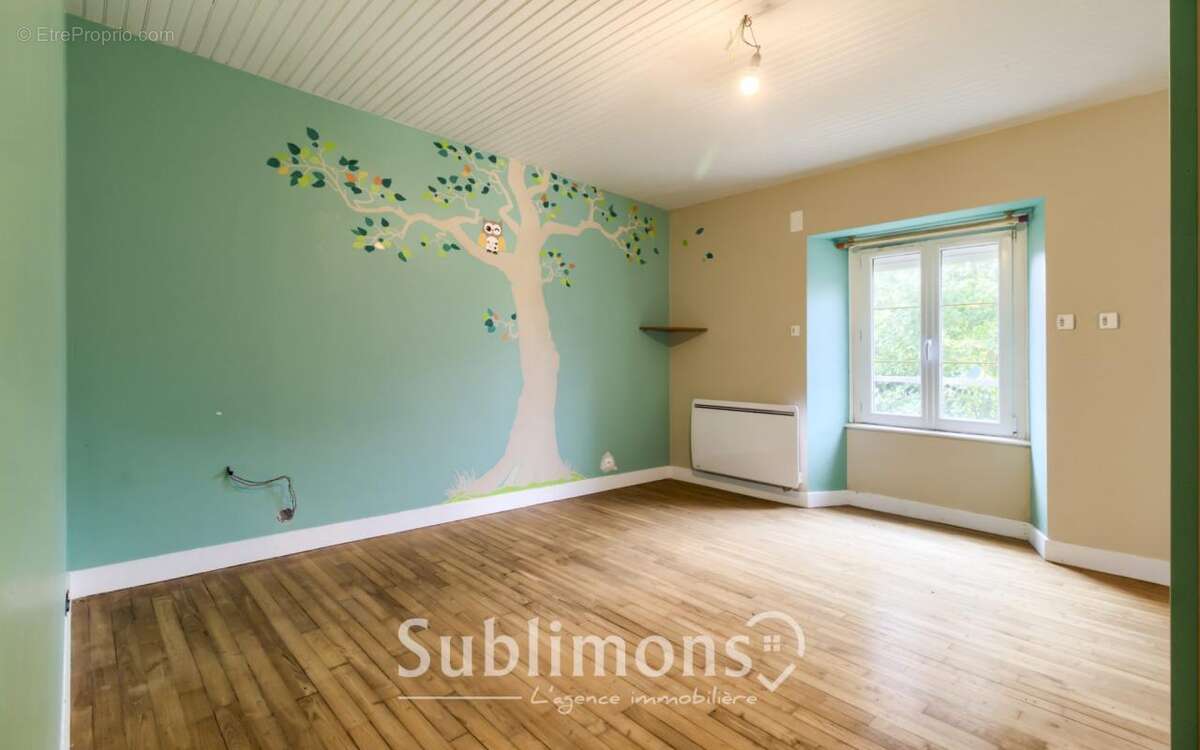 Maison à LA CHAPELLE-NEUVE