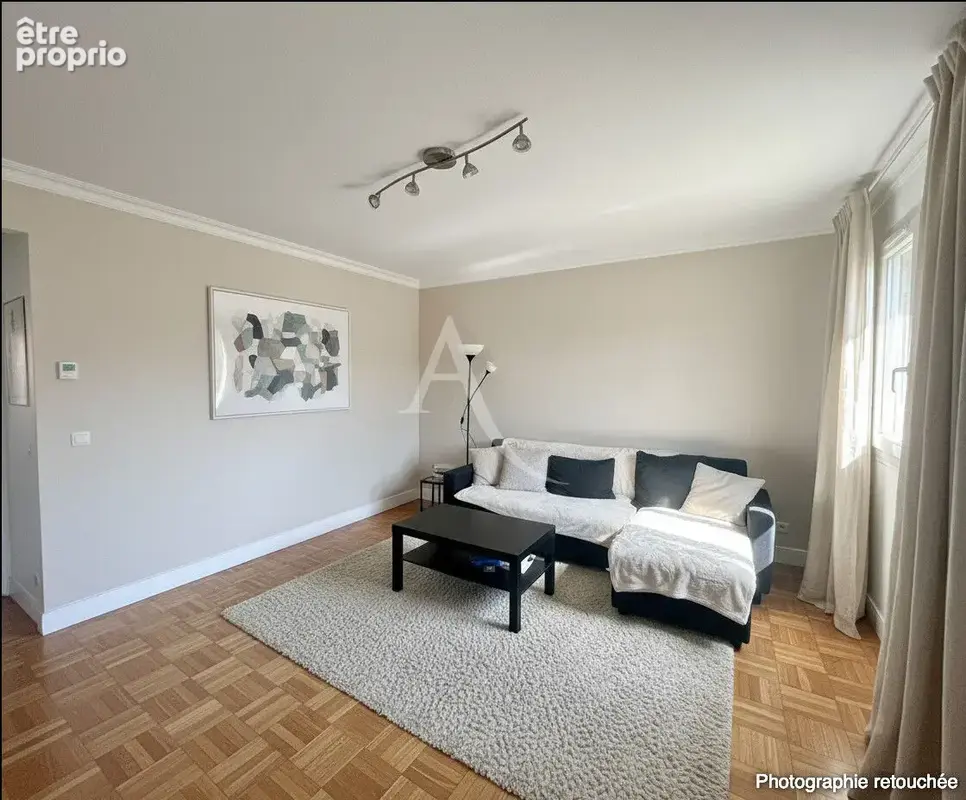 Photo Appartement à Neuilly-Sur-Marne au prix de 130 000€