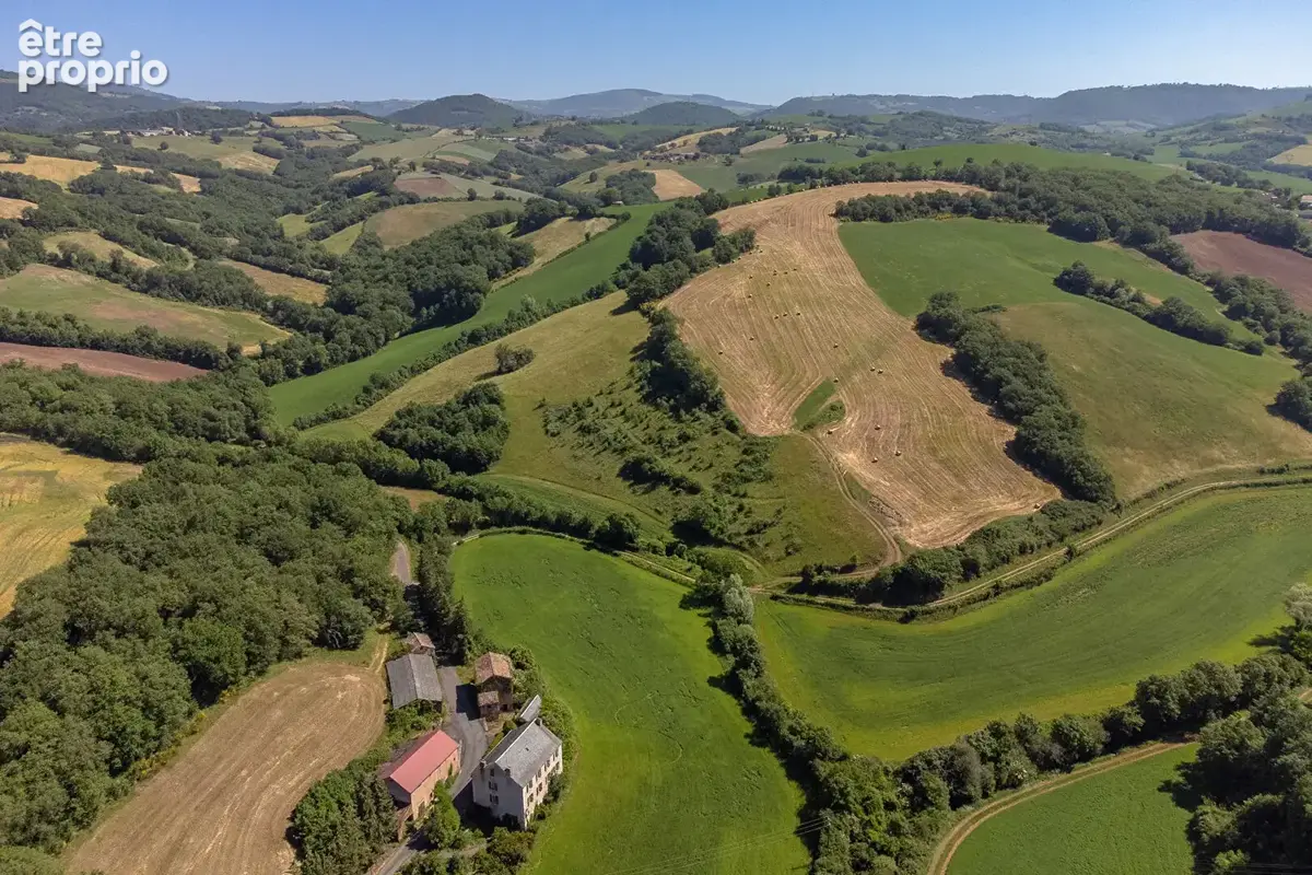 Hameau Privé en Sud-Aveyron : Un Domaine, Mille Possibilités - photo 16