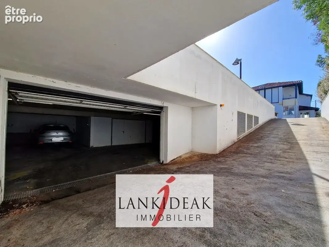 Place de parking privative en sous-sol - photo 4