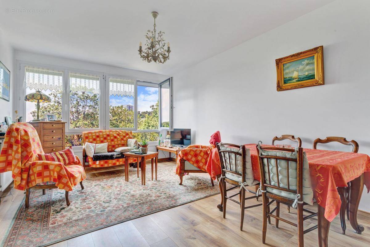 Appartement à CROSNE
