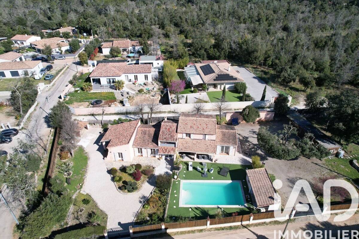 Photo 1 - Maison à LORGUES