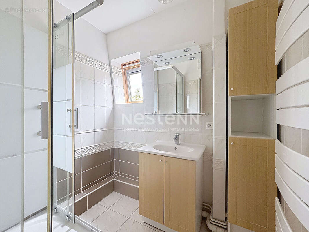 Appartement à LAMORLAYE