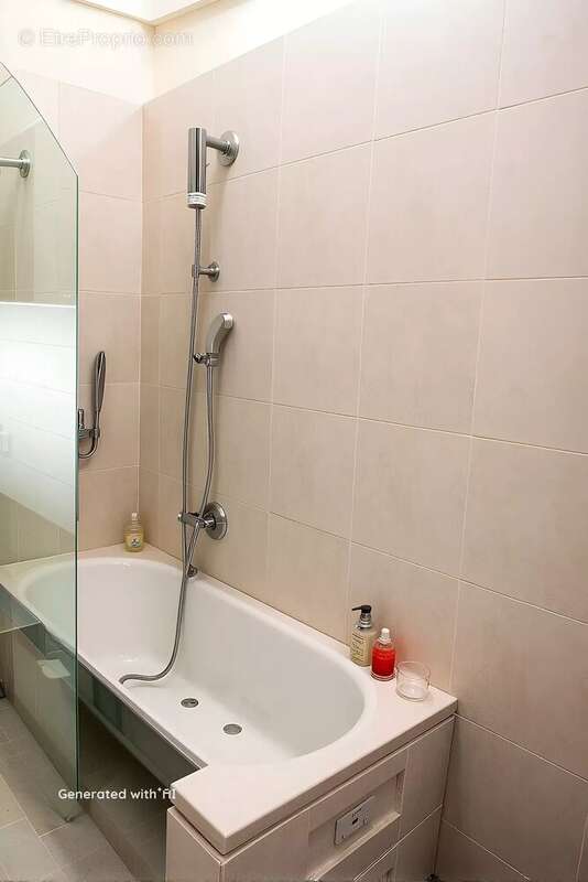 Appartement à SAINT-MAUR-DES-FOSSES