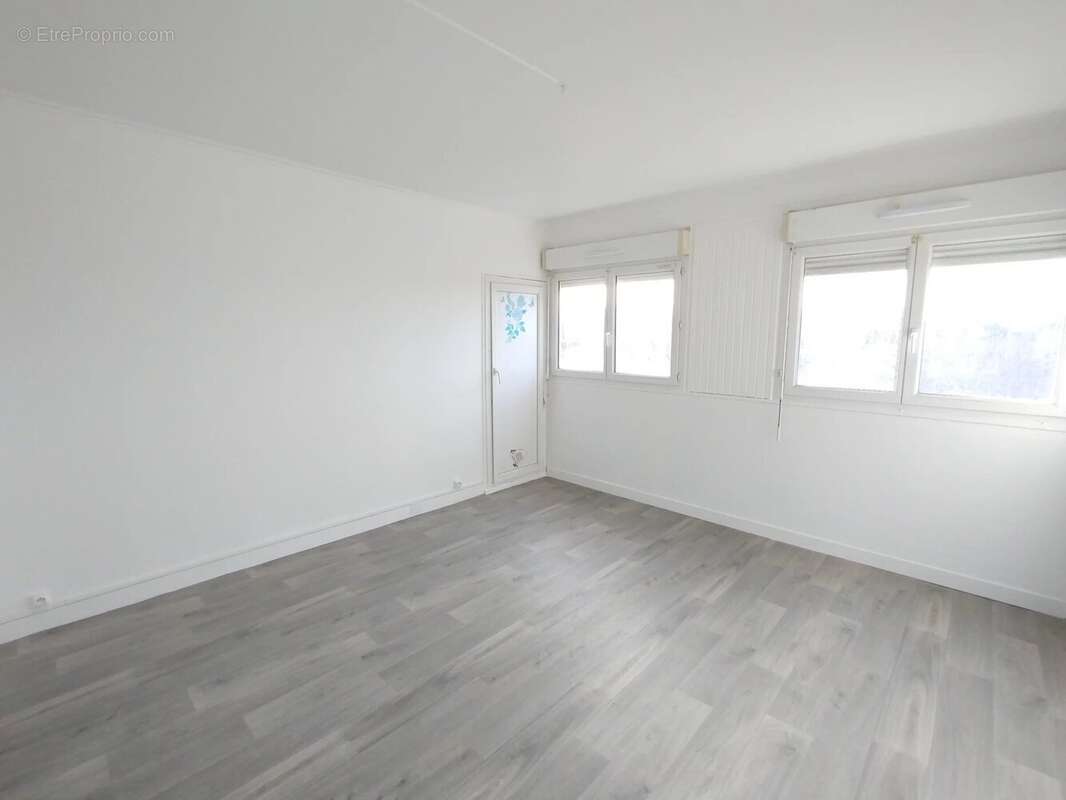 Appartement à AUBERGENVILLE