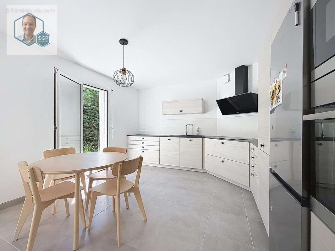 Maison à FROUZINS