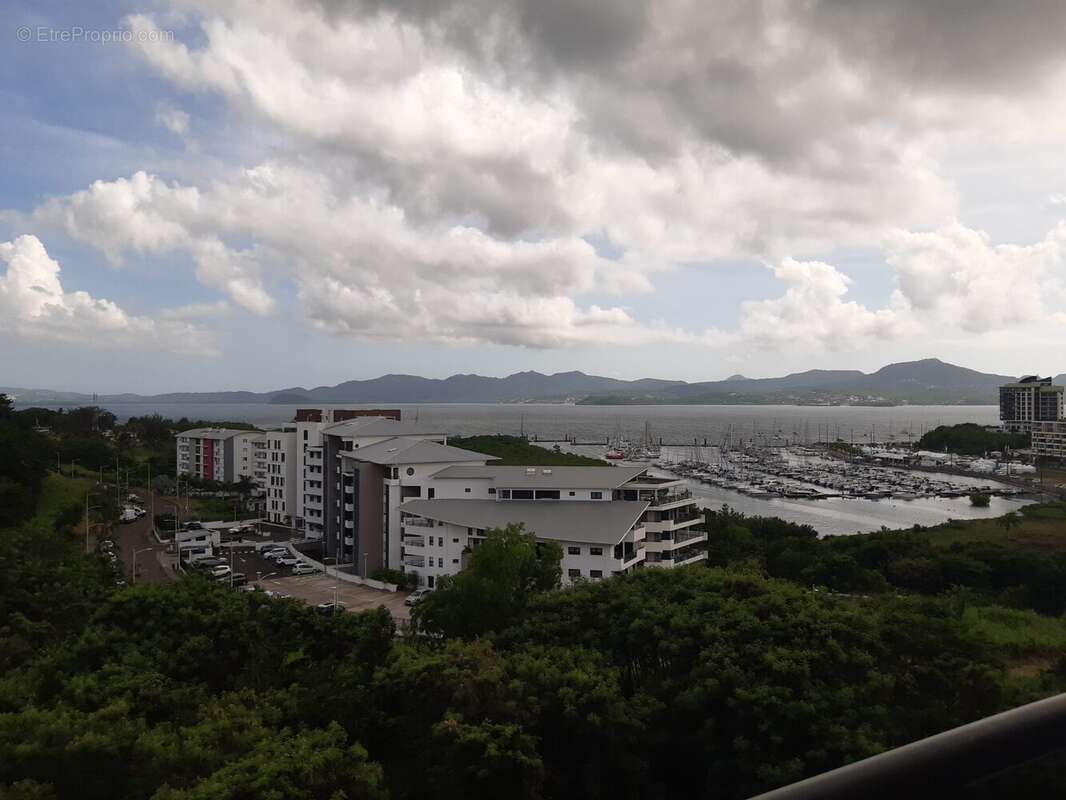 Appartement à FORT-DE-FRANCE
