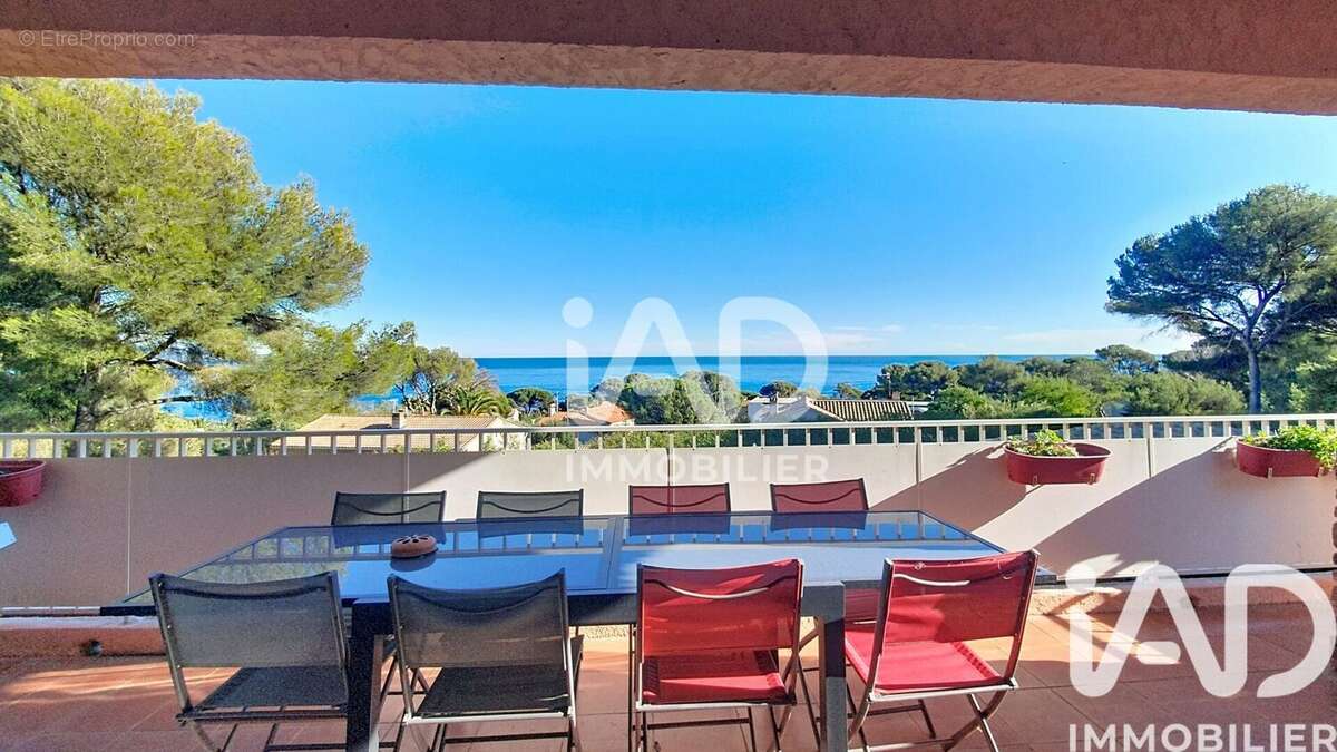 Photo 8 - Maison à ROQUEBRUNE-SUR-ARGENS