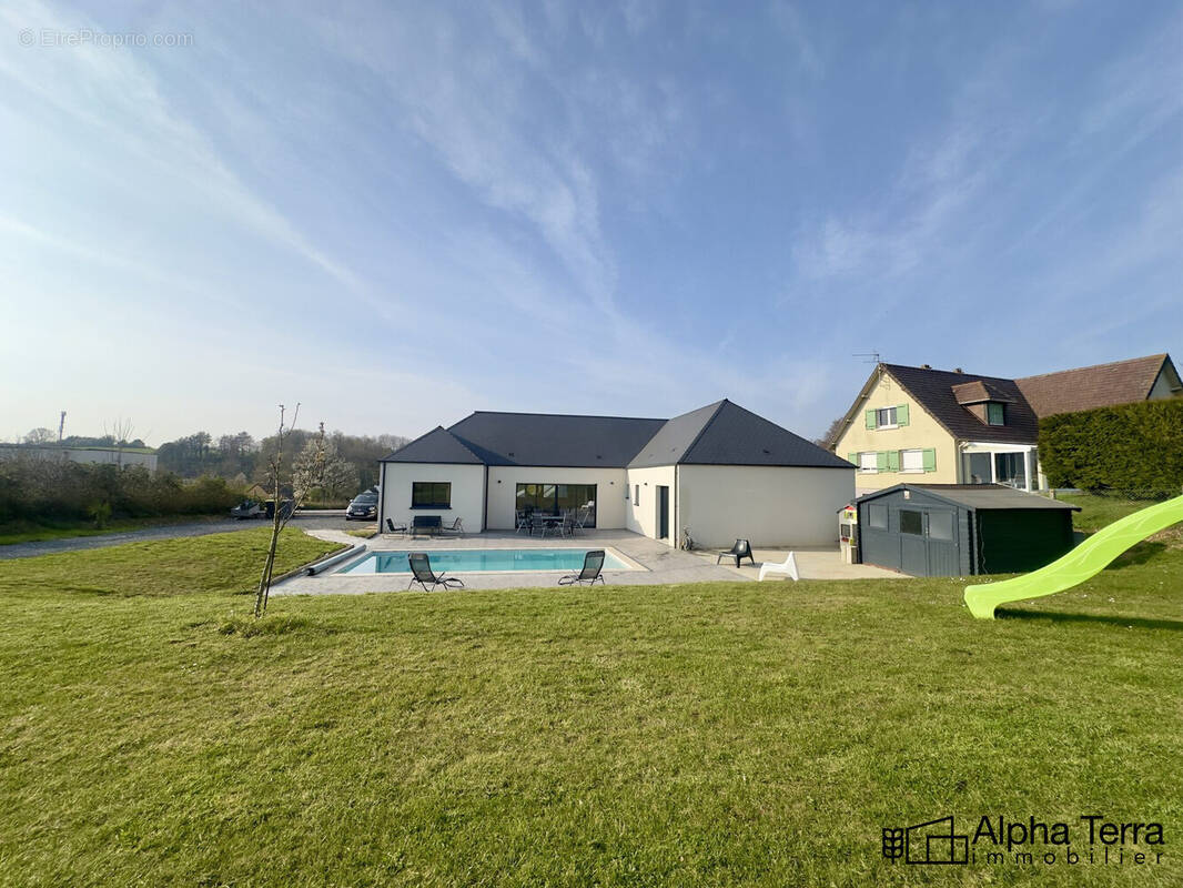 Maison à BRETTEVILLE-SUR-LAIZE