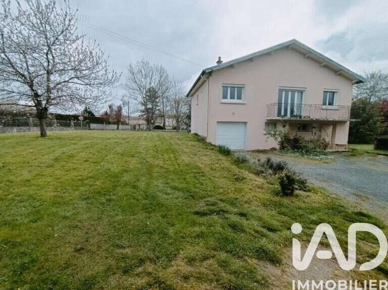 Photo 5 - Maison à CUSSET