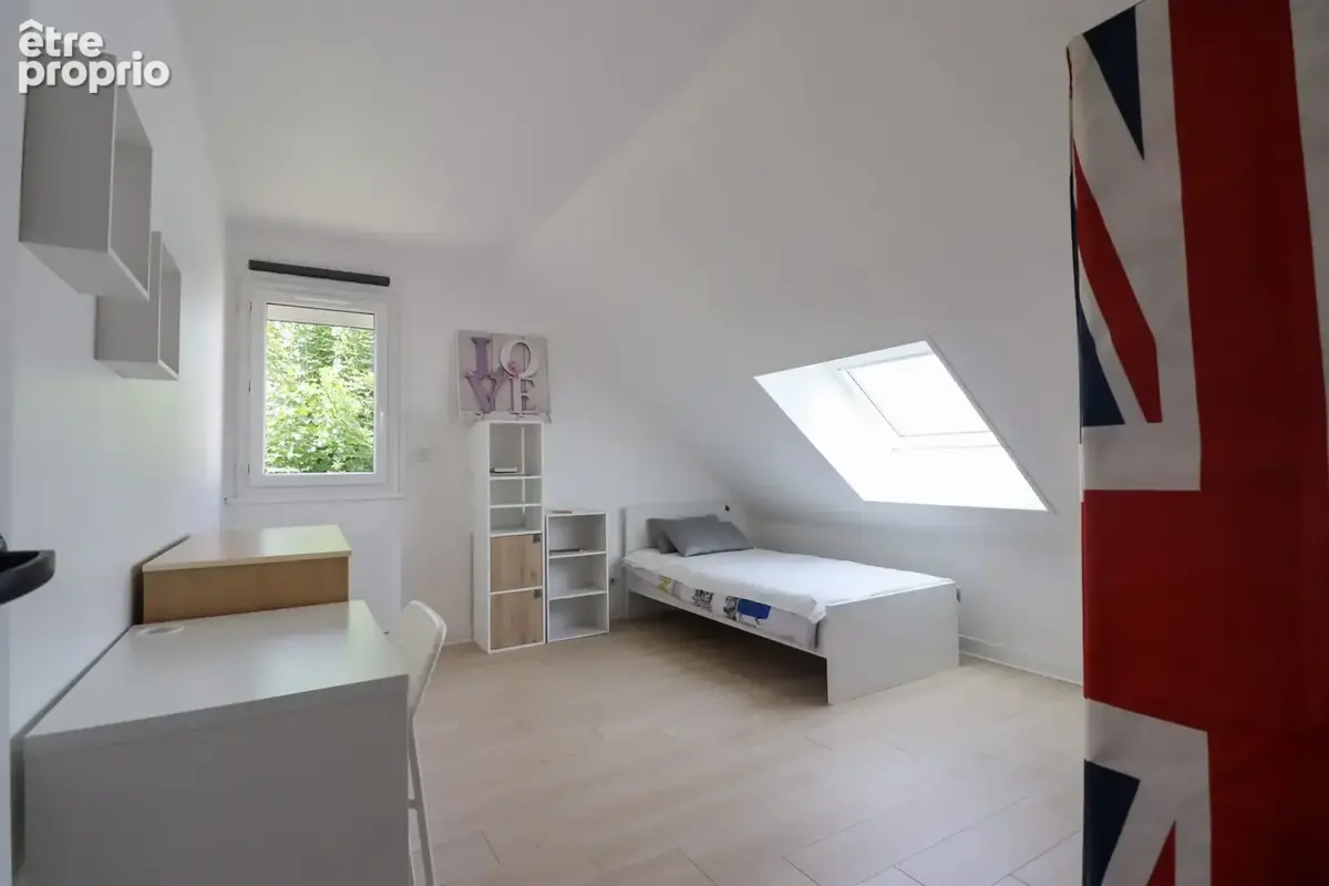 Maison 140 m² à Nogent-Le-Phaye  - photo 7