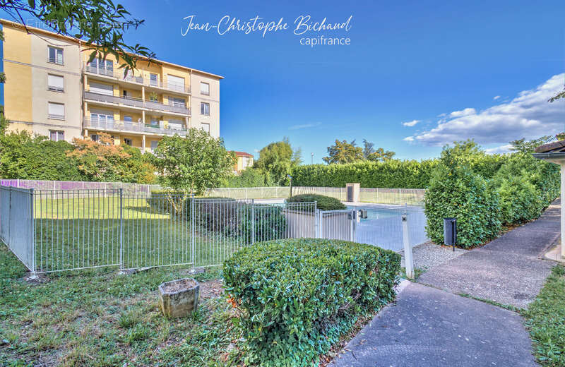 Appartement à GRIGNY