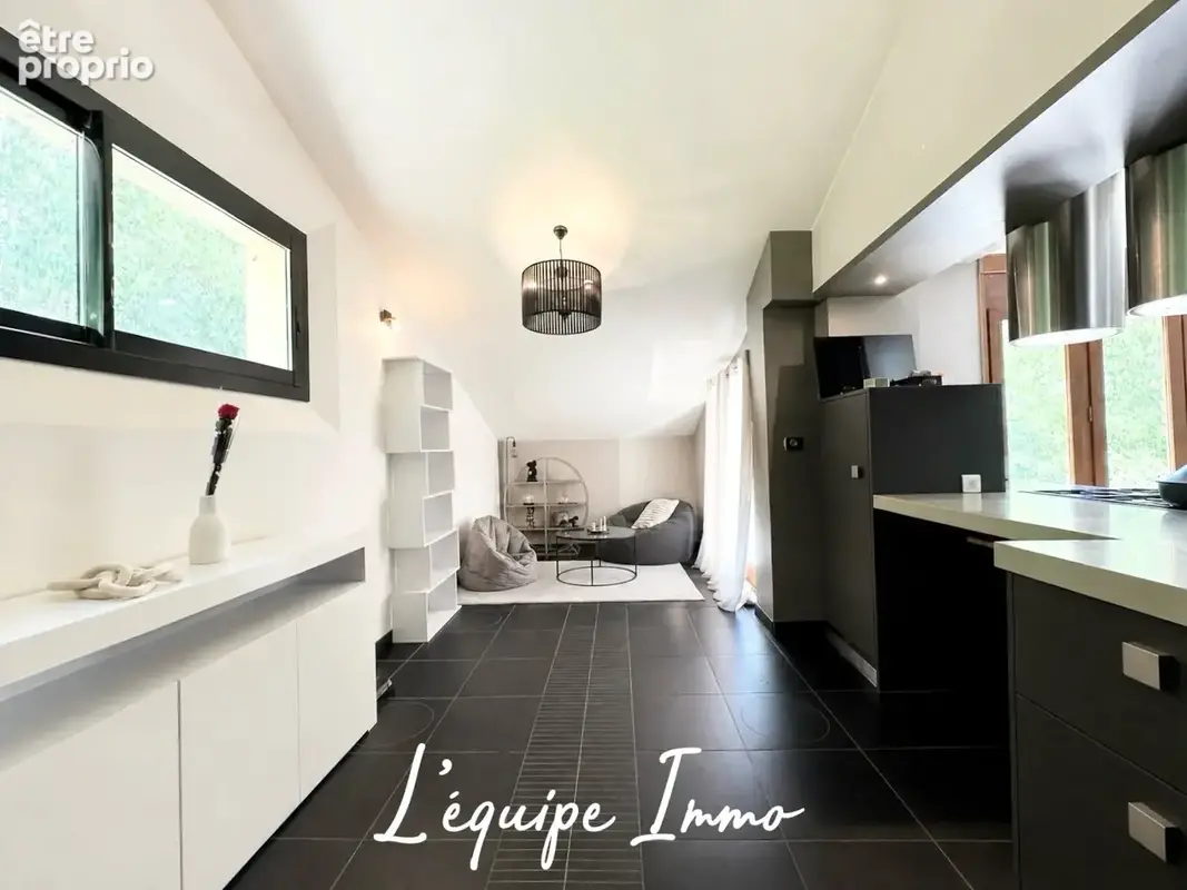 Maison familiale t7 jardin piscine - photo 6