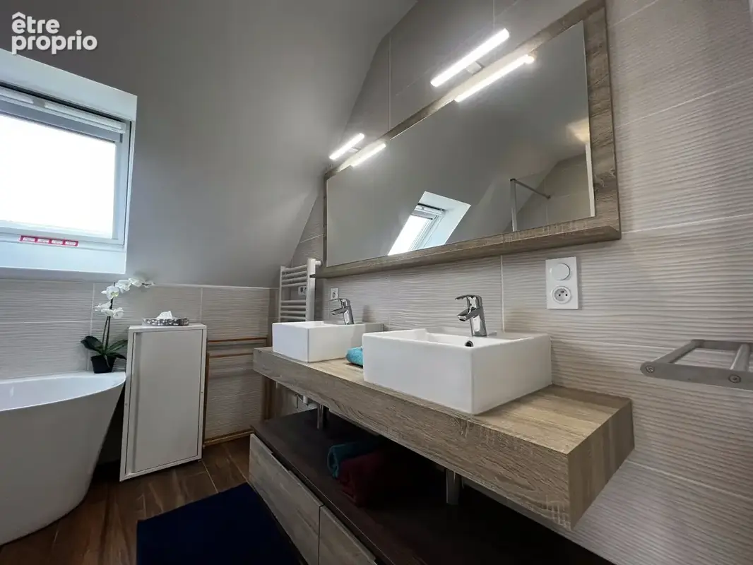 VENTE d'une maison T7  à PORSPODER -vue mer- piscine couverte - photo 13