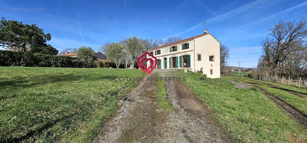 Maison à BEAUMONT-SUR-LEZE