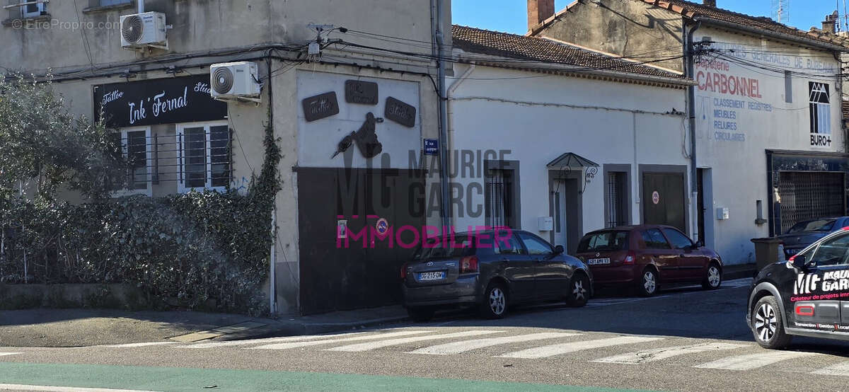 Commerce à AVIGNON